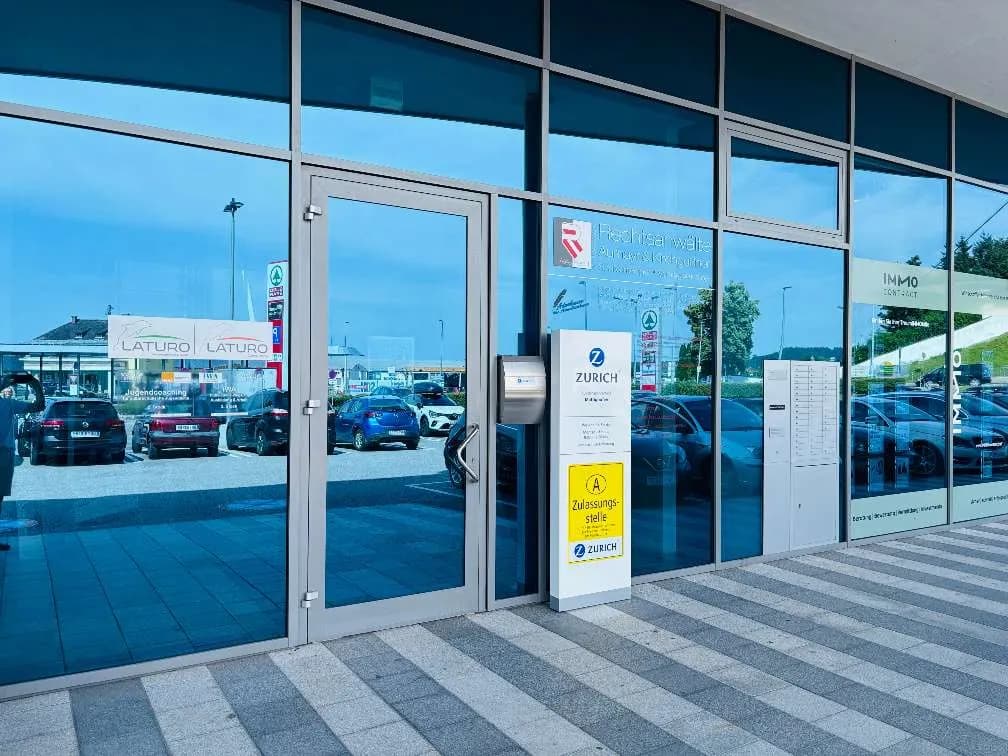 3-Zimmer-Gewerbeimmobilie mieten in Braunau am Inn – 75 m², € 1.080 – Bild 2 von 2