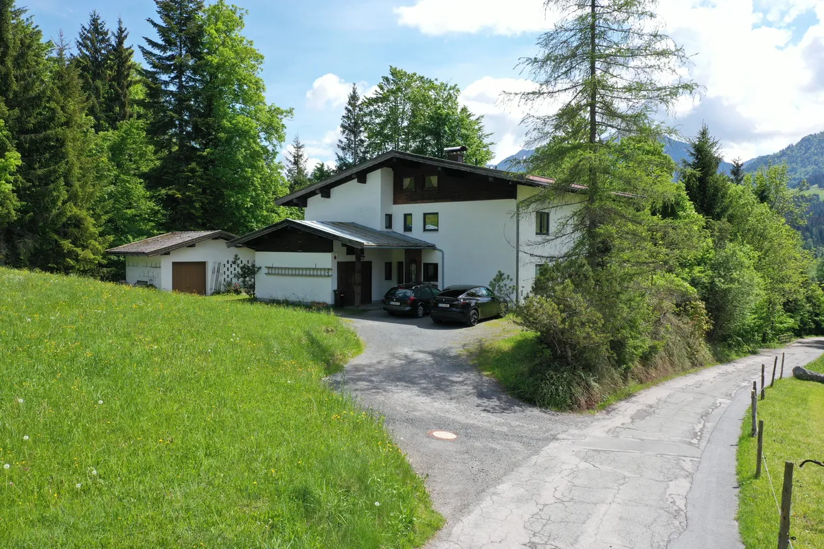 Immobilie kaufen in Kitzbühel – 300 m², € 2.950.000 – Bild 1 von 4