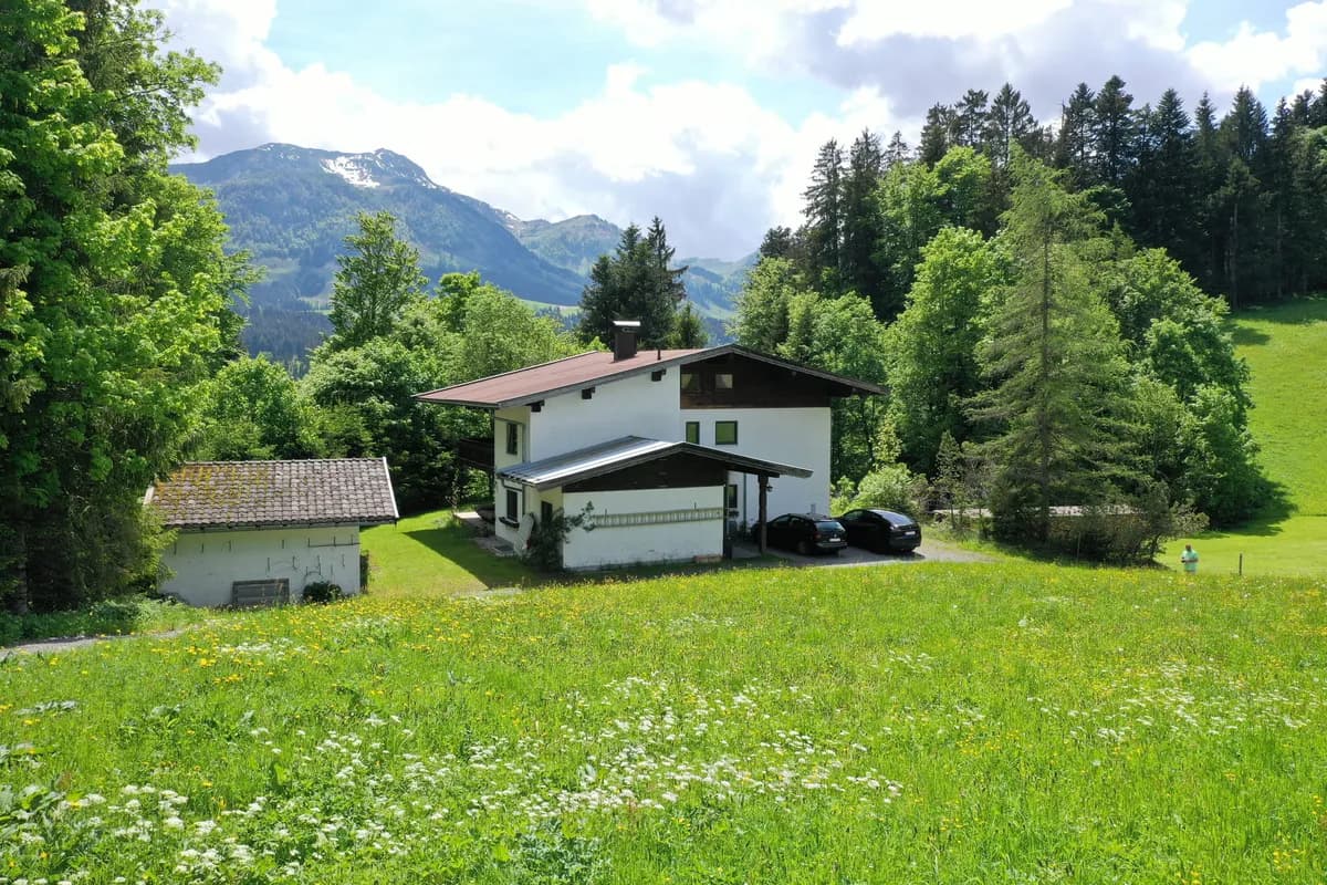 Immobilie kaufen in Kitzbühel – 300 m², € 2.950.000 – Bild 2 von 4