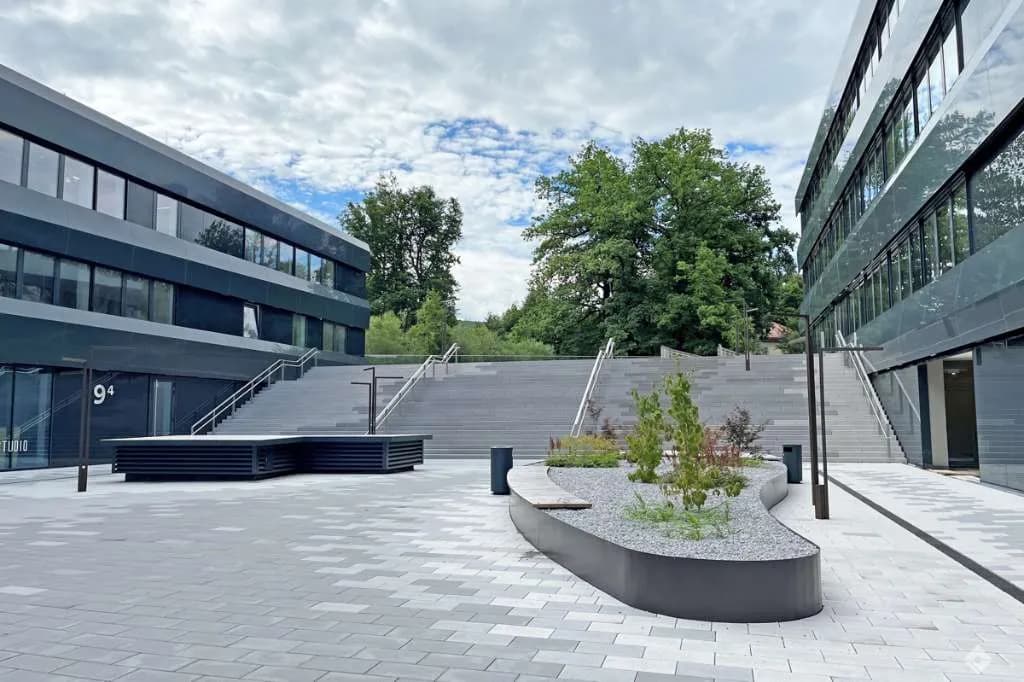 Gewerbeimmobilie mieten in Hallein – 488 m², € 9.861 – Bild 11 von 13