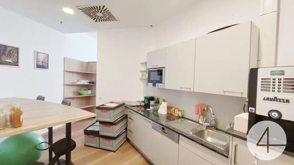 Gewerbeimmobilie mieten in Sankt Pölten – 76 m², € 912 – Bild 2 von 9