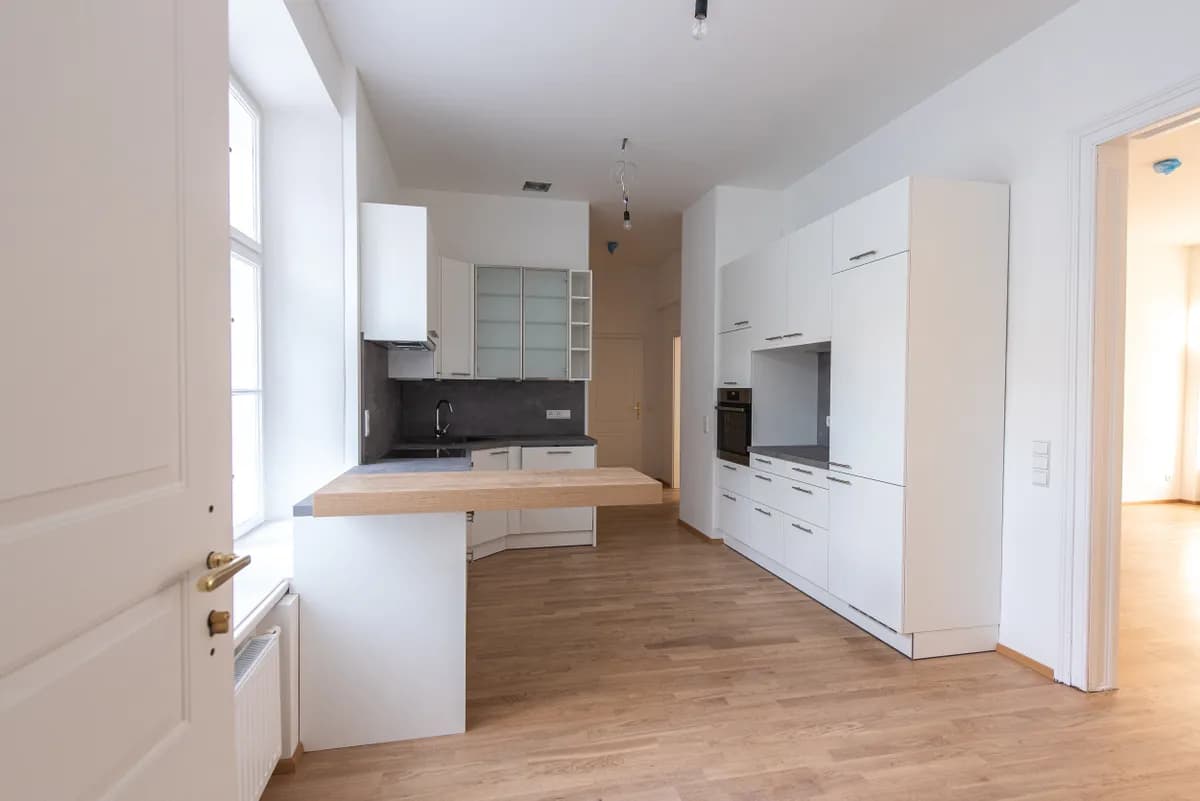 4-Zimmer-Gewerbeimmobilie mieten in Mödling – 99 m², € 1.965 – Bild 3 von 16