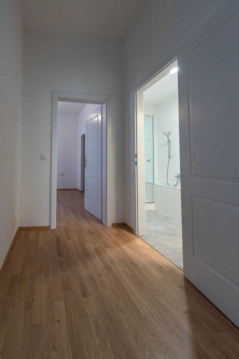 4-Zimmer-Gewerbeimmobilie mieten in Mödling – 99 m², € 1.965 – Bild 7 von 16