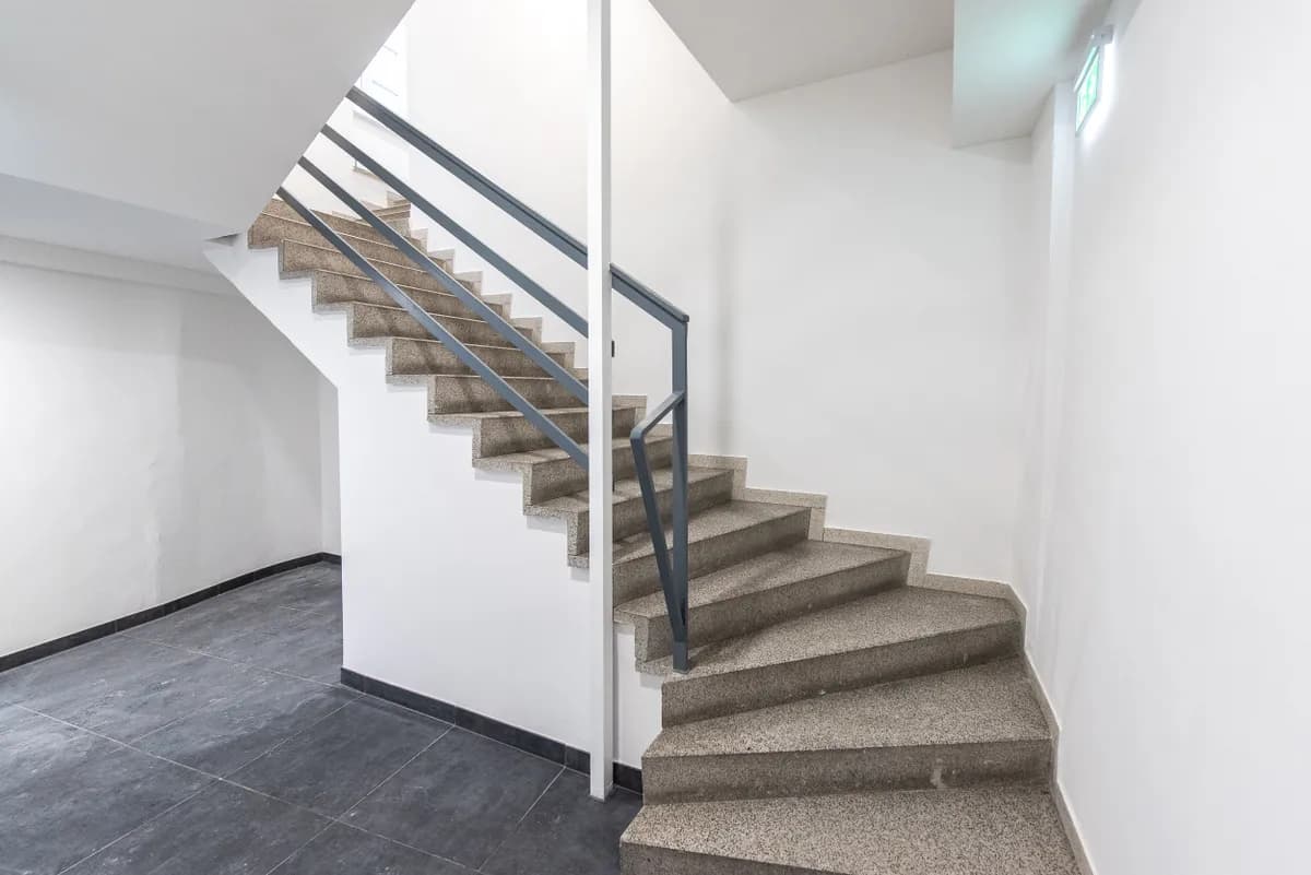 4-Zimmer-Gewerbeimmobilie mieten in Mödling – 99 m², € 1.965 – Bild 13 von 16
