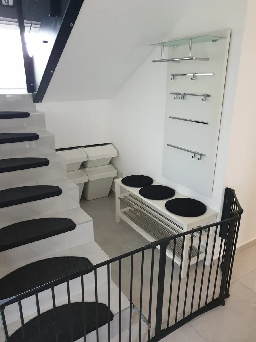 4-Zimmer-Wohnung mieten in Vöcklabruck – 180 m², € 1.500 – Bild 4 von 31