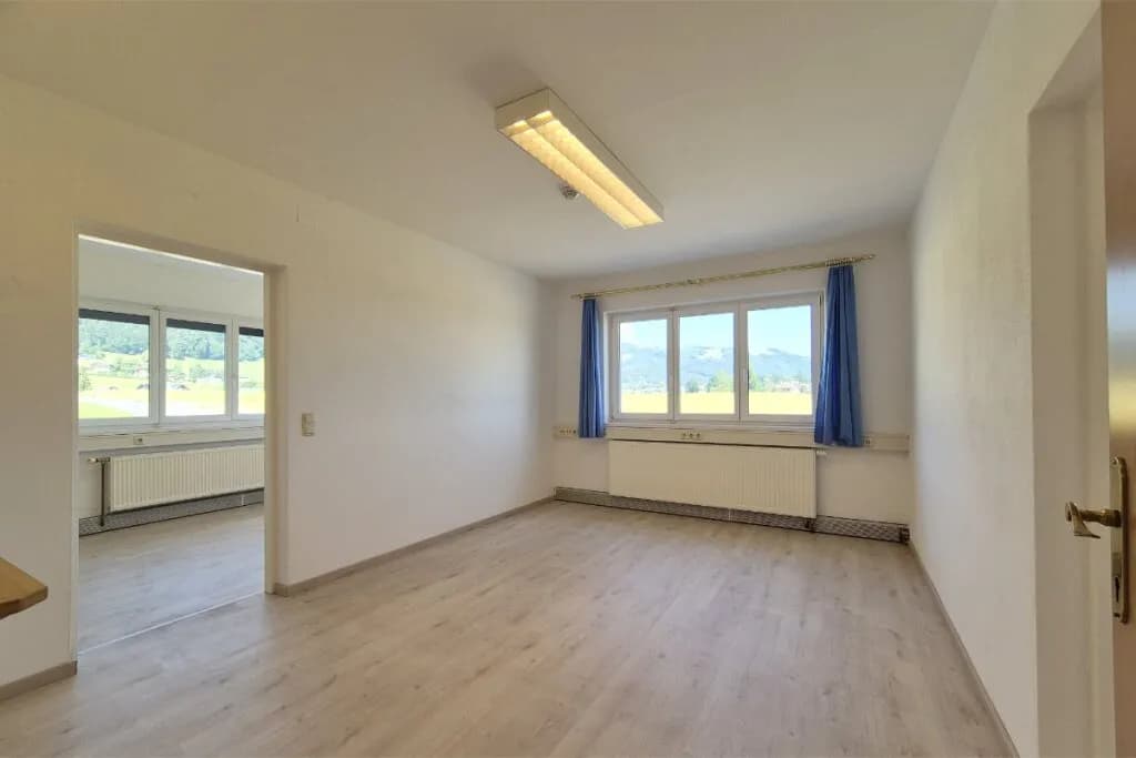 Gewerbeimmobilie mieten in Gmunden – 42 m², € 1.016 – Bild 5 von 12