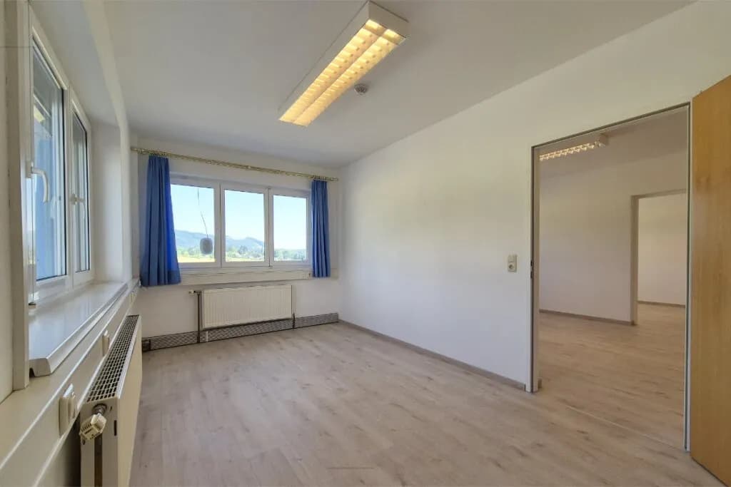 Gewerbeimmobilie mieten in Gmunden – 42 m², € 1.016 – Bild 6 von 12