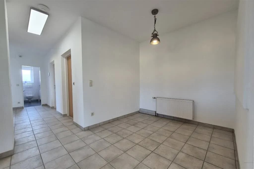 Gewerbeimmobilie mieten in Gmunden – 42 m², € 1.016 – Bild 8 von 12