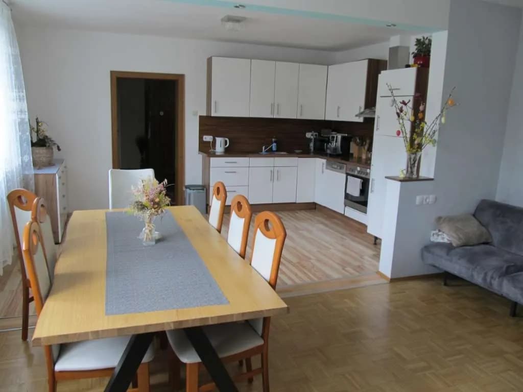 6-Zimmer-Haus kaufen in Deutschlandsberg – 275 m², € 320.000 – Bild 3 von 11