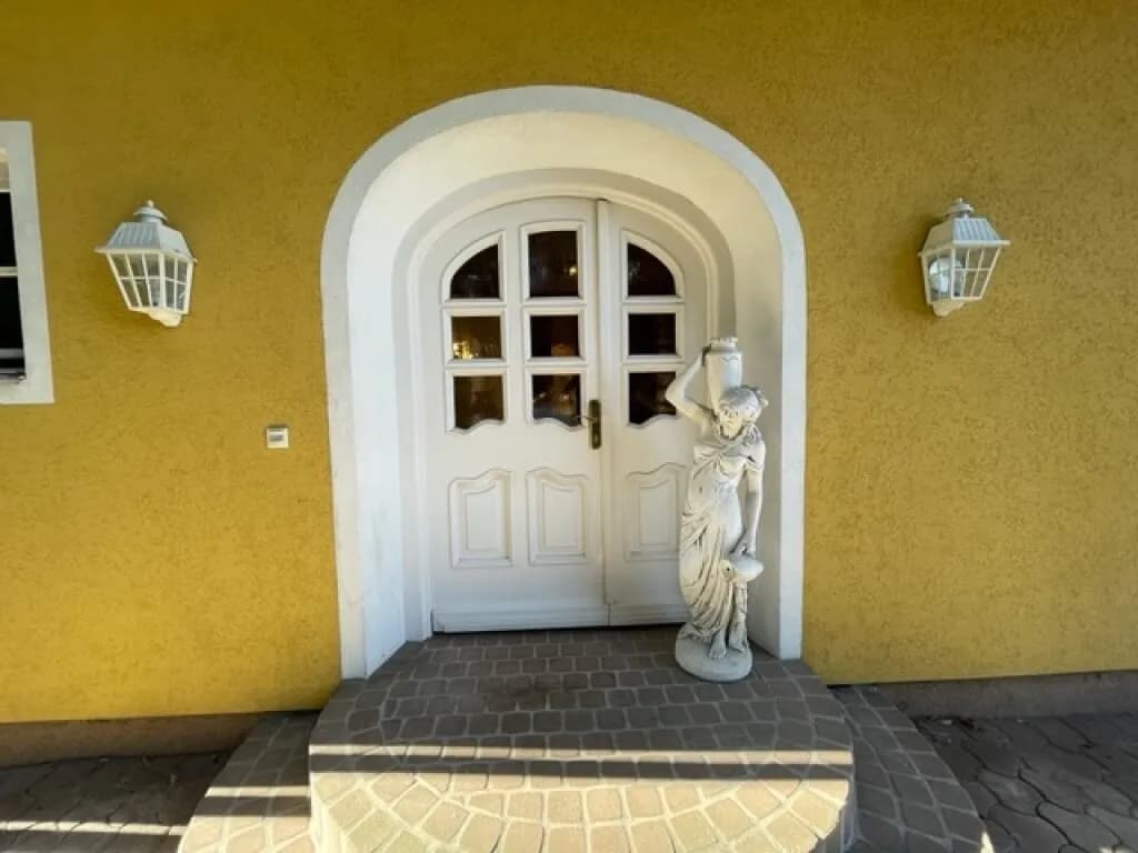 6-Zimmer-Haus mieten in Villach – 210 m², € 2.450 – Bild 9 von 23