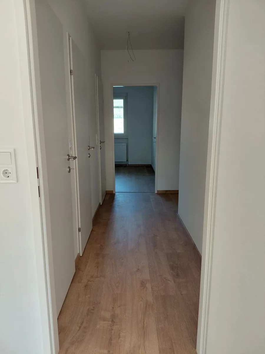 2-Zimmer-Wohnung mieten in Neunkirchen – 70 m², € 600 – Bild 3 von 13