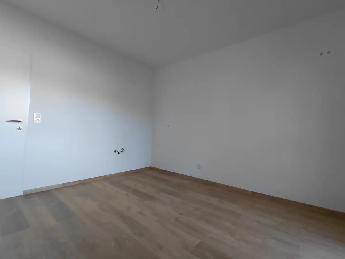 2-Zimmer-Wohnung mieten in Neunkirchen – 70 m², € 600 – Bild 6 von 13