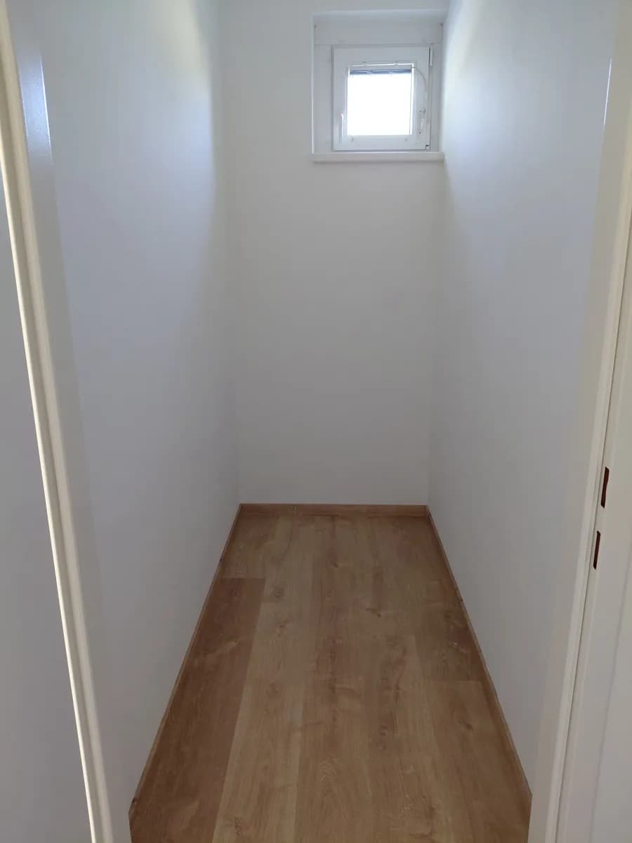 2-Zimmer-Wohnung mieten in Neunkirchen – 70 m², € 600 – Bild 7 von 13