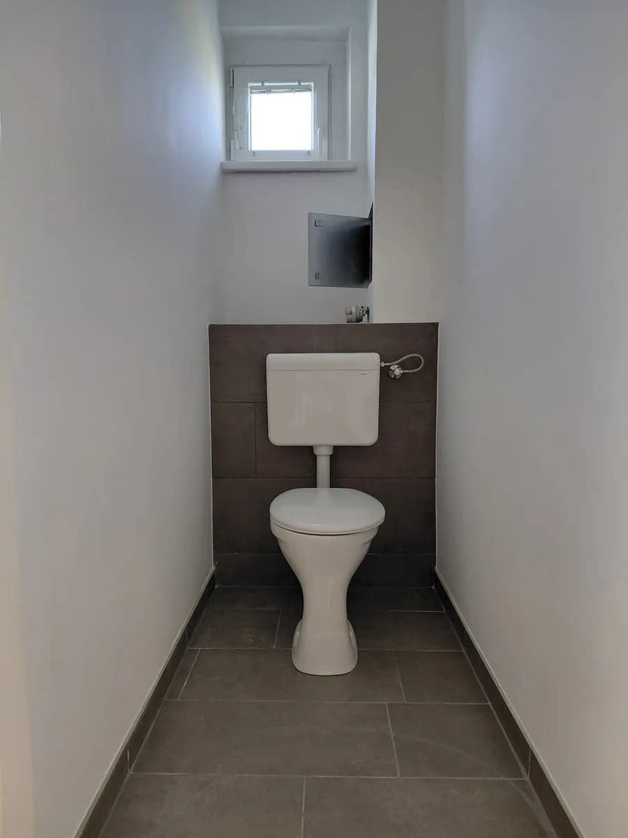 2-Zimmer-Wohnung mieten in Neunkirchen – 70 m², € 600 – Bild 11 von 13
