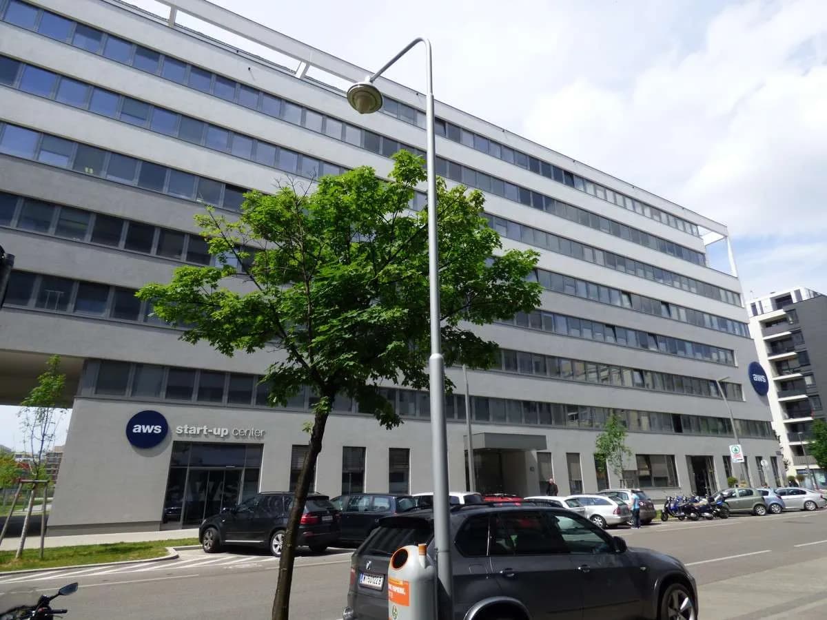 Gewerbeimmobilie mieten in Wien – 479 m², € 16 – Bild 1 von 10