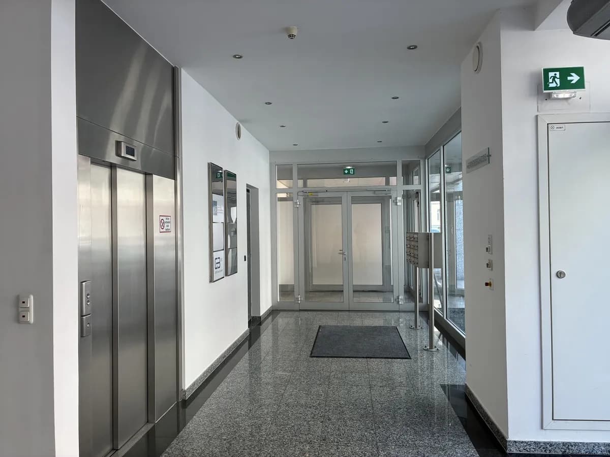 Gewerbeimmobilie mieten in Wien – 193 m², € 12 – Bild 7 von 8