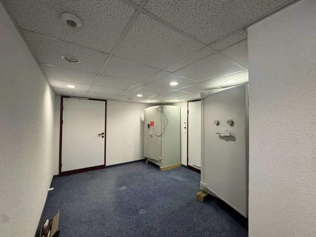 Gewerbeimmobilie mieten in Vöcklabruck – 200 m², € 2.700 – Bild 8 von 15