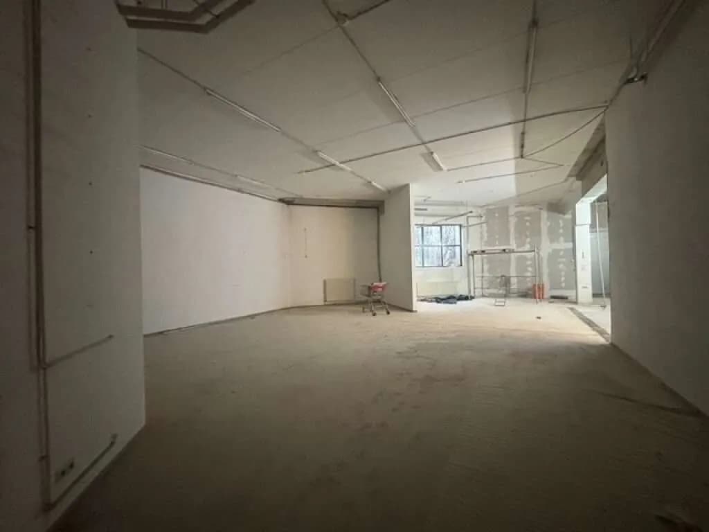 Gewerbeimmobilie mieten in Linz Land – 177 m², € 1.076 – Bild 1 von 8