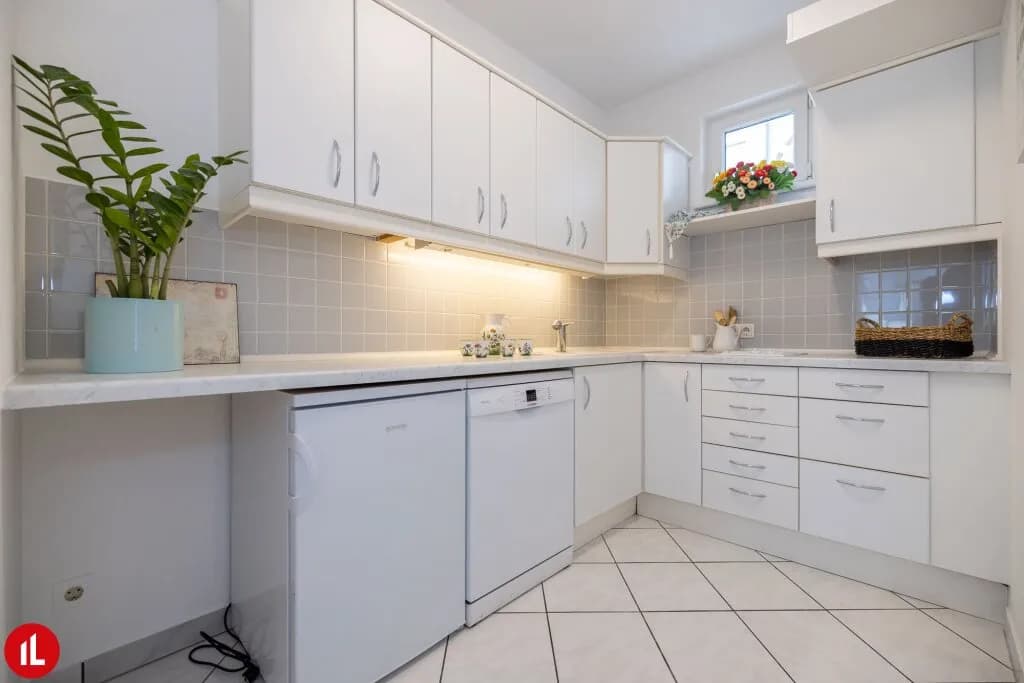 1-Zimmer-Gewerbeimmobilie mieten in Bruck an der Leitha – 29 m², € 595 – Bild 4 von 6