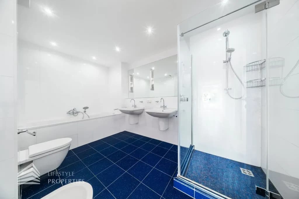 7-Zimmer-Wohnung mieten in Wien – 315,09 m², € 7.900 – Bild 33 von 41