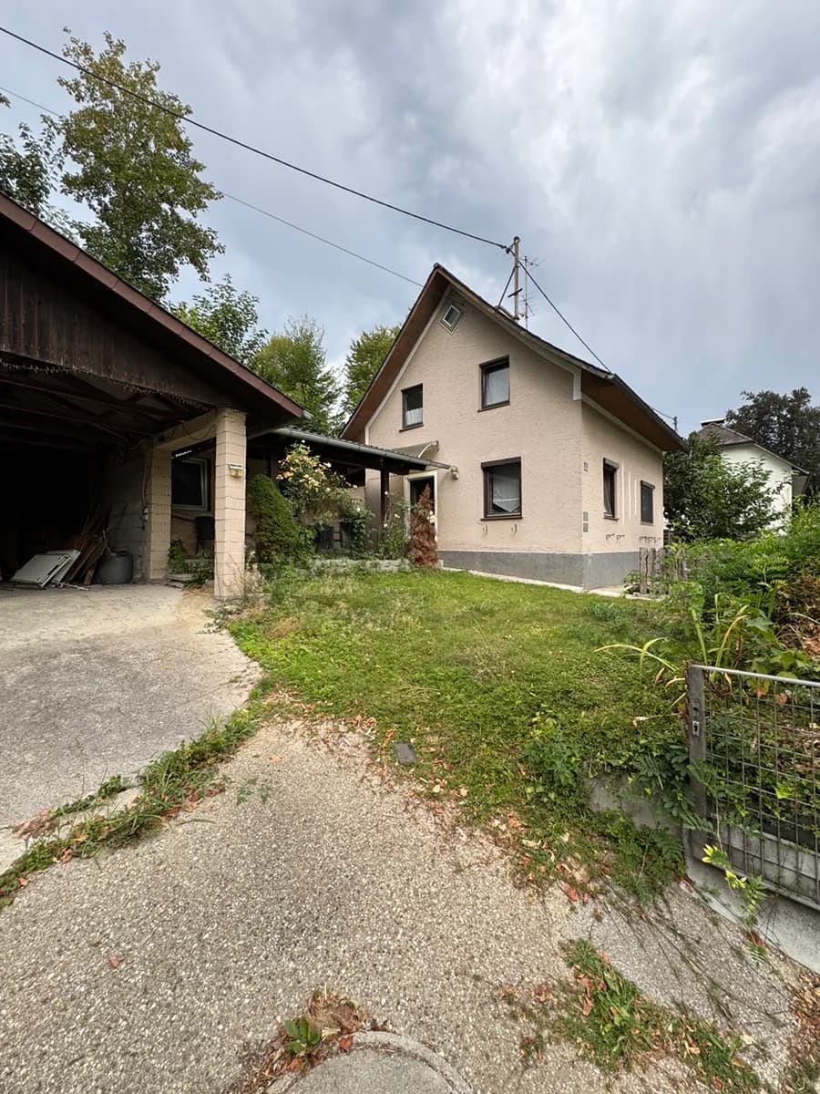 5-Zimmer-Haus kaufen in Vöcklabruck – 100 m², € 185.000 – Bild 2 von 12
