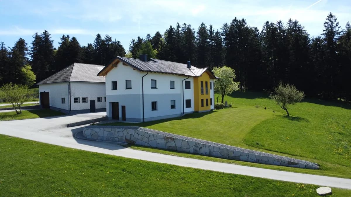 8-Zimmer-Haus kaufen in Rohrbach – 254 m², € 599.000 – Bild 2 von 15