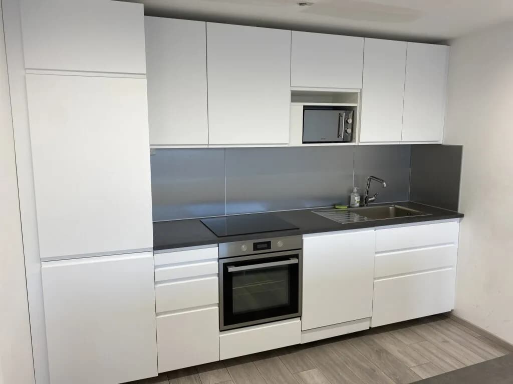 7-Zimmer-Gewerbeimmobilie mieten in Linz – 284 m², € 3.827 – Bild 6 von 26