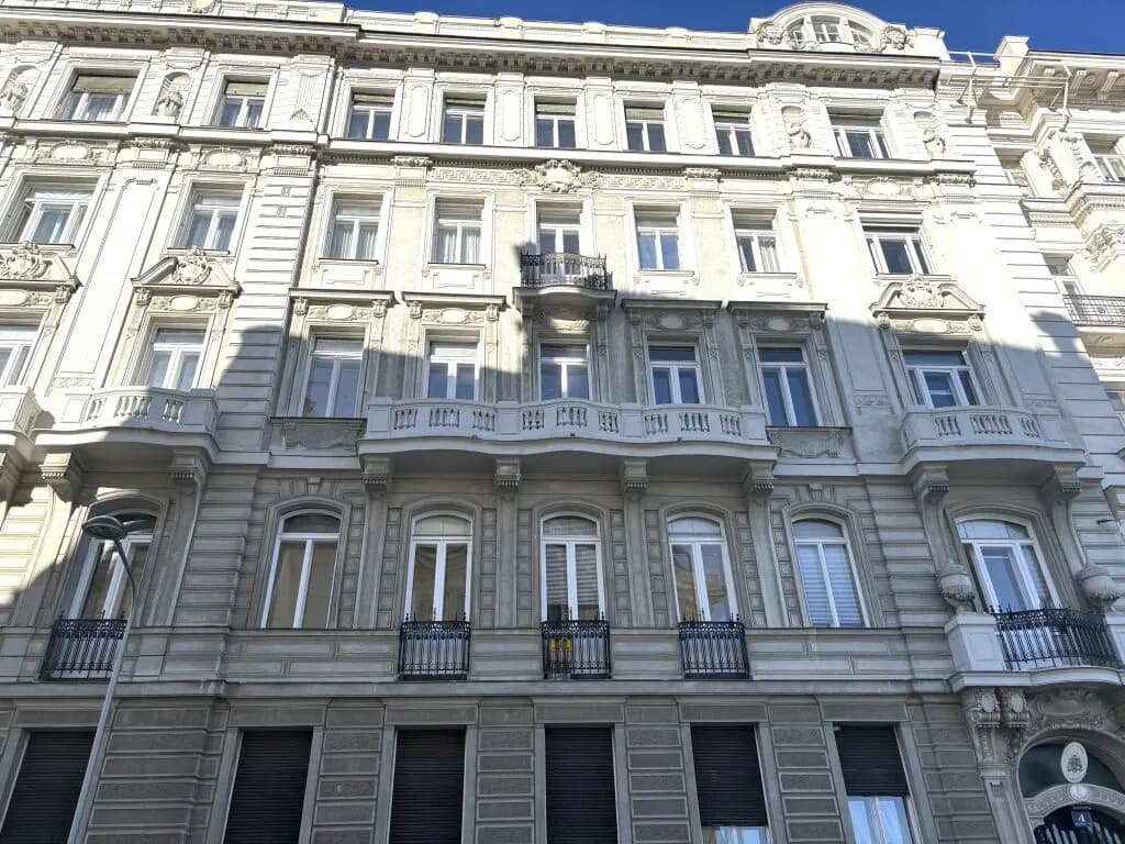 Gewerbeimmobilie mieten in Wien – 303 m², € 8.269 – Bild 25 von 26