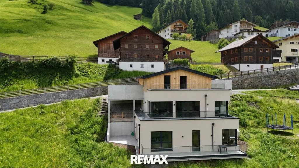 8-Zimmer-Gewerbeimmobilie kaufen in Landeck – 221 m², € 1.590.000