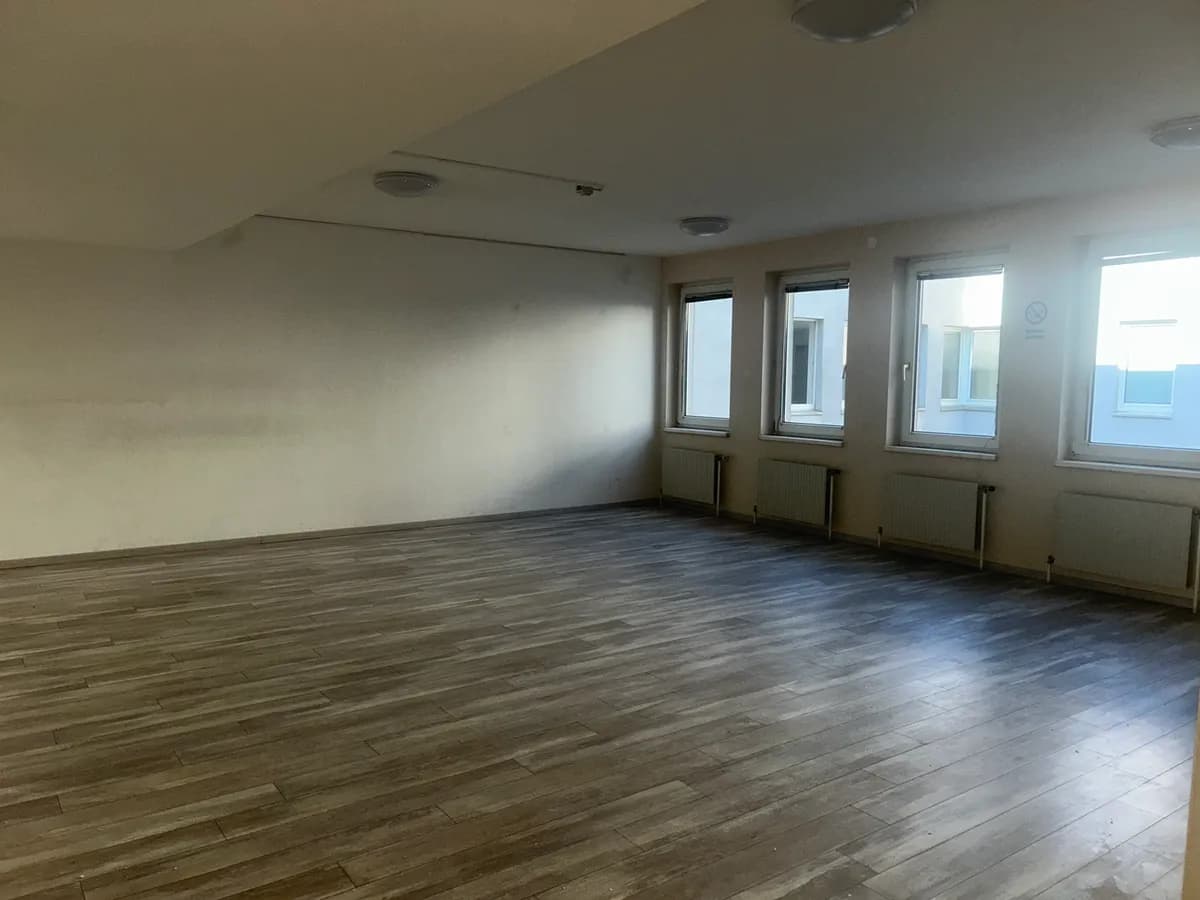Gewerbeimmobilie mieten in Wien – 233 m², € 8 – Bild 3 von 7
