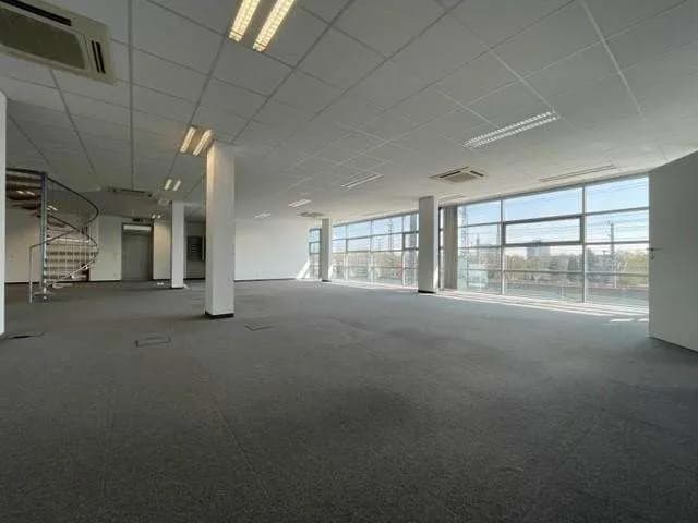 Gewerbeimmobilie mieten in Linz – 327 m², € 2.169 – Bild 1 von 13
