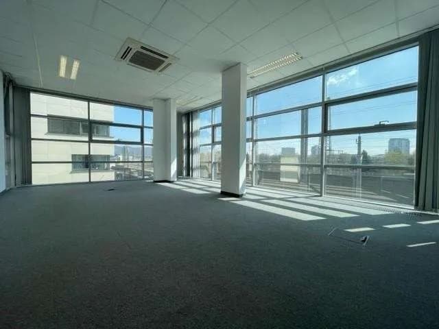 Gewerbeimmobilie mieten in Linz – 327 m², € 2.169 – Bild 4 von 13