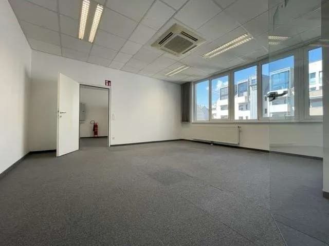 Gewerbeimmobilie mieten in Linz – 327 m², € 2.169 – Bild 5 von 13