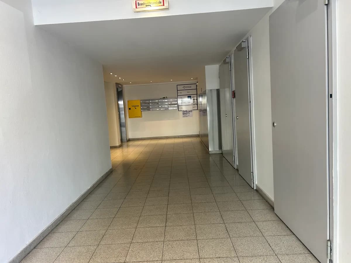 Gewerbeimmobilie mieten in Wien – 423 m², € 8 – Bild 9 von 13