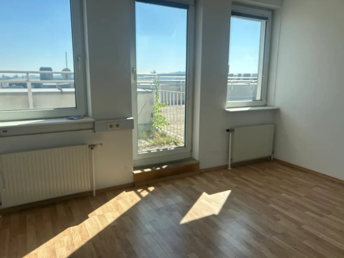 Gewerbeimmobilie mieten in Wien – 423 m², € 8 – Bild 11 von 13