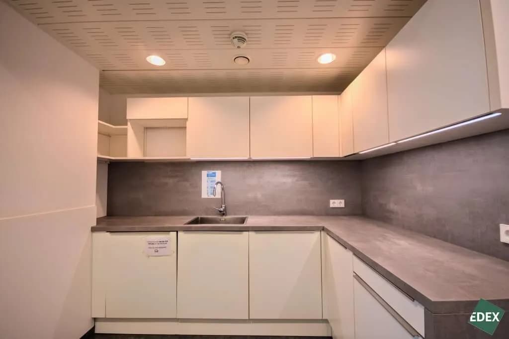 Gewerbeimmobilie mieten in Wien – 428 m², € 16 – Bild 9 von 10