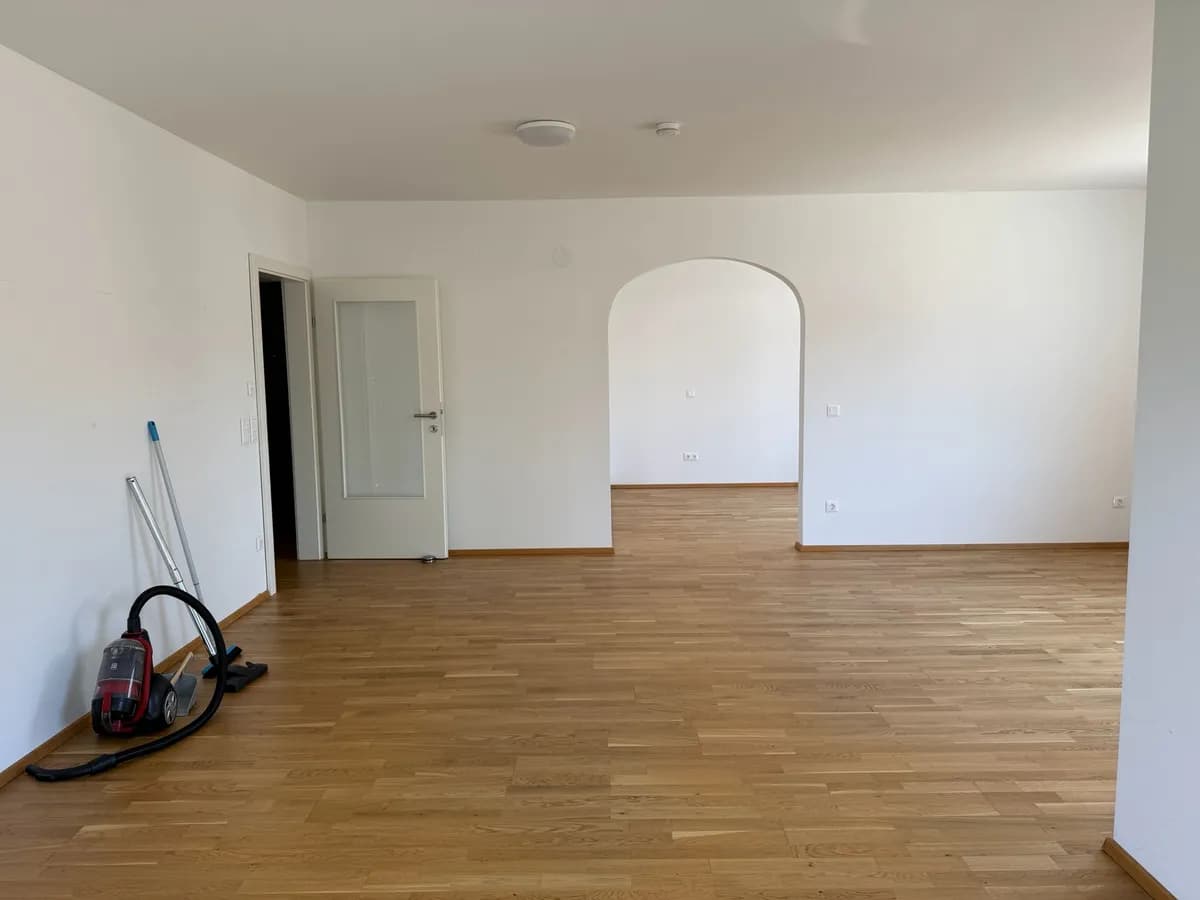 3-Zimmer-Wohnung mieten in Klagenfurt – 81 m², € 1.500 – Bild 3 von 10