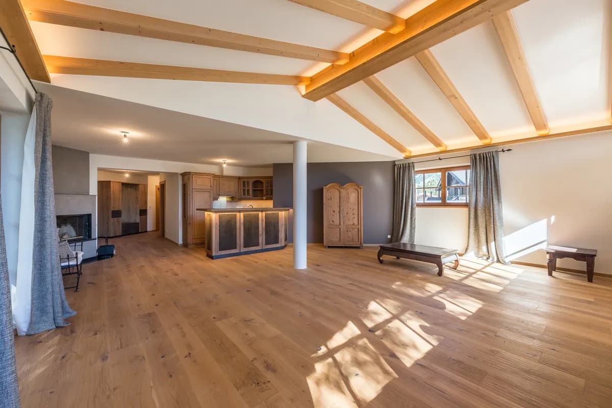 3-Zimmer-Wohnung mieten in Kitzbühel – 160 m², € 4.400 – Bild 2 von 6
