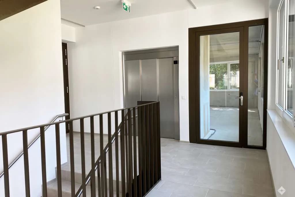 Gewerbeimmobilie mieten in Salzburg Stadt – 100 m², € 2.135 – Bild 3 von 7