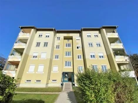 3-Zimmer-Wohnung kaufen in Baden – 90,4 m², € 268.000