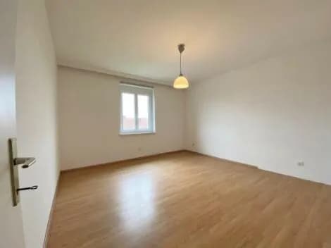 3-Zimmer-Wohnung kaufen in Baden – 90,4 m², € 268.000 – Bild 4 von 15