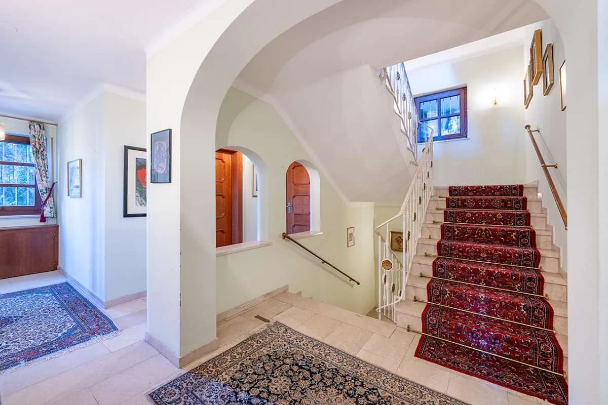 10-Zimmer-Haus kaufen in Salzburg-Umgebung – 365 m², € 2.690.000 – Bild 8 von 11