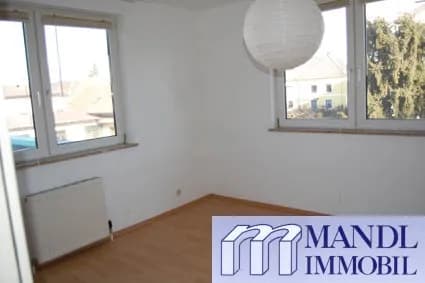 2-Zimmer-Gewerbeimmobilie mieten in Klagenfurt – 54 m², € 650 – Bild 3 von 4