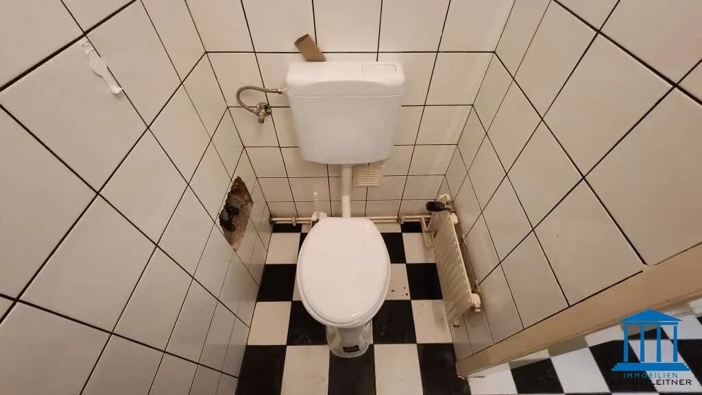 Gewerbeimmobilie mieten in Wiener Neustadt – 202 m², € 2.499 – Bild 11 von 15