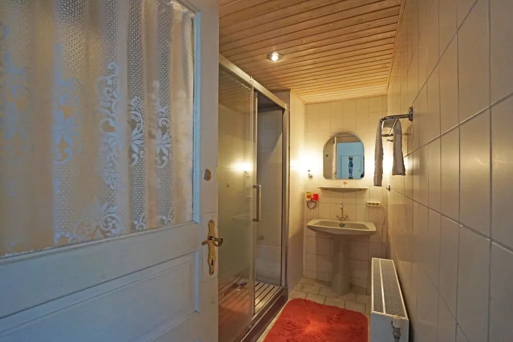 8-Zimmer-Haus kaufen in Gmünd – 239 m², € 195.000 – Bild 18 von 26