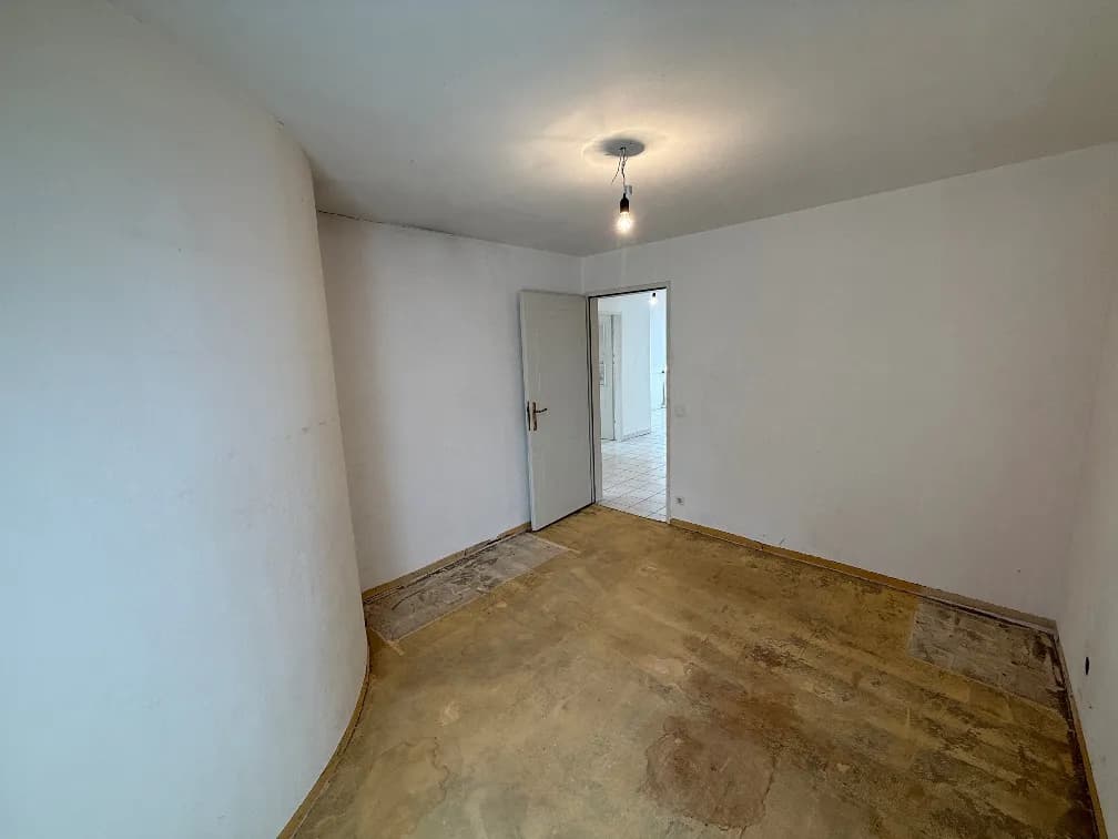 3-Zimmer-Wohnung kaufen in Amstetten – 98 m², € 199.000 – Bild 11 von 20
