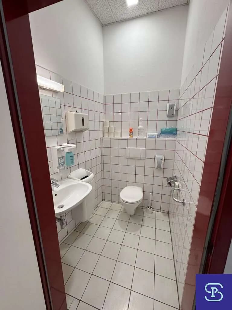 5-Zimmer-Gewerbeimmobilie mieten in Wien – 397 m², € 4.408 – Bild 9 von 16