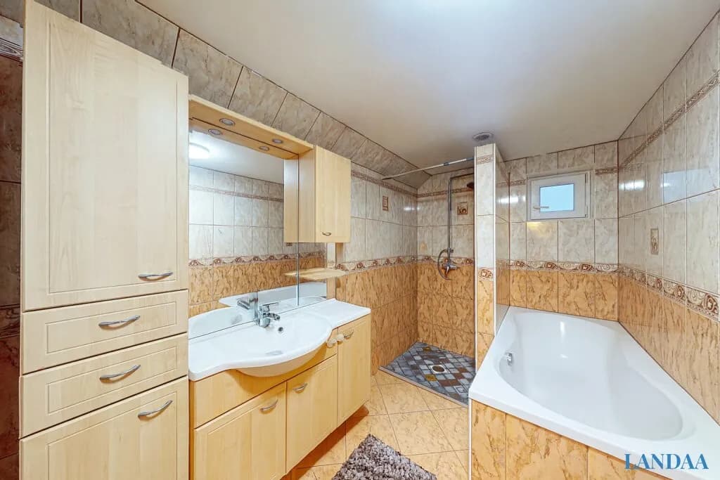 5-Zimmer-Haus kaufen in Gänserndorf – 150 m², € 479.000 – Bild 8 von 16