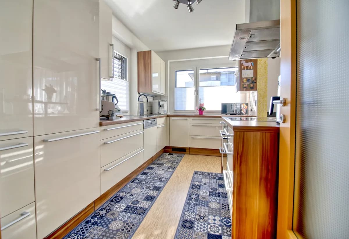 6-Zimmer-Haus kaufen in Klagenfurt – 173 m², € 1.030.000 – Bild 8 von 12
