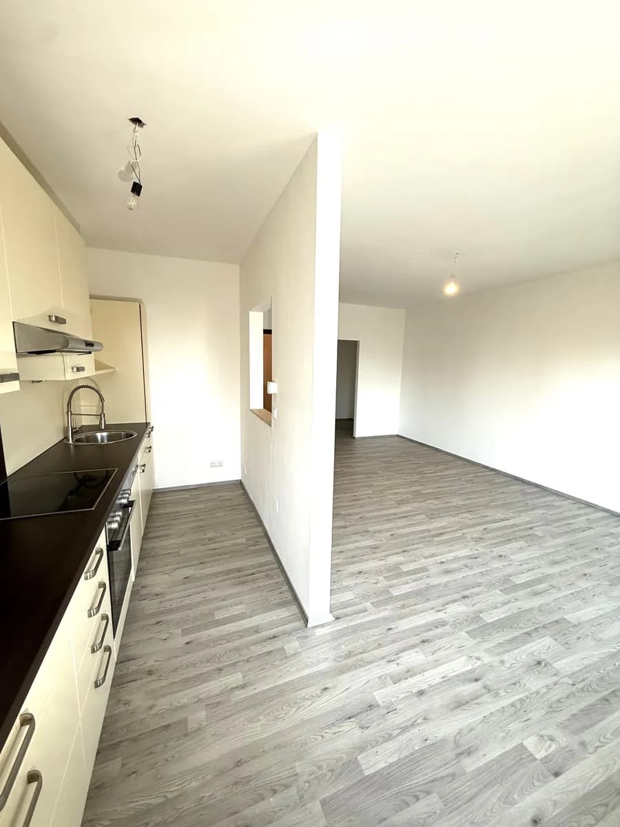 Wohnung mieten in Graz – 43 m², € 598 – Bild 2 von 13